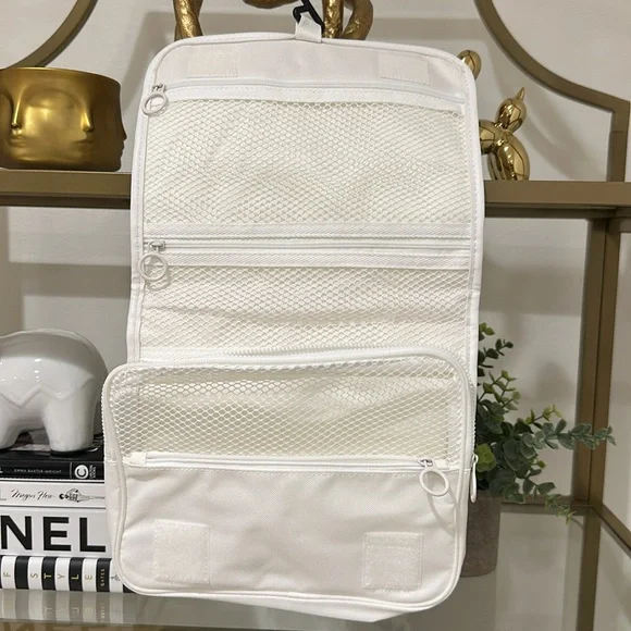 Sulwhasoo Travel Bag